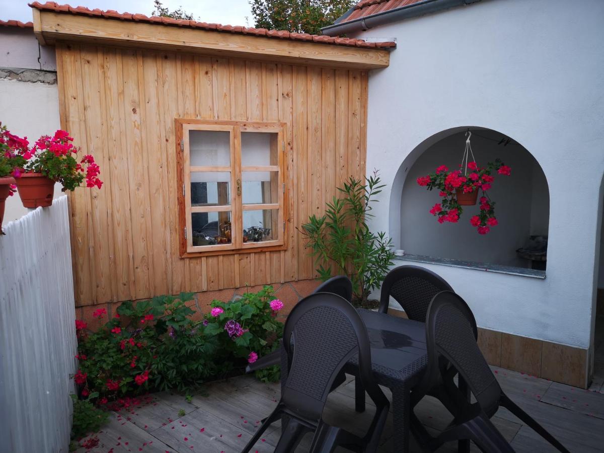 Ubytování Mikulov Esterno foto